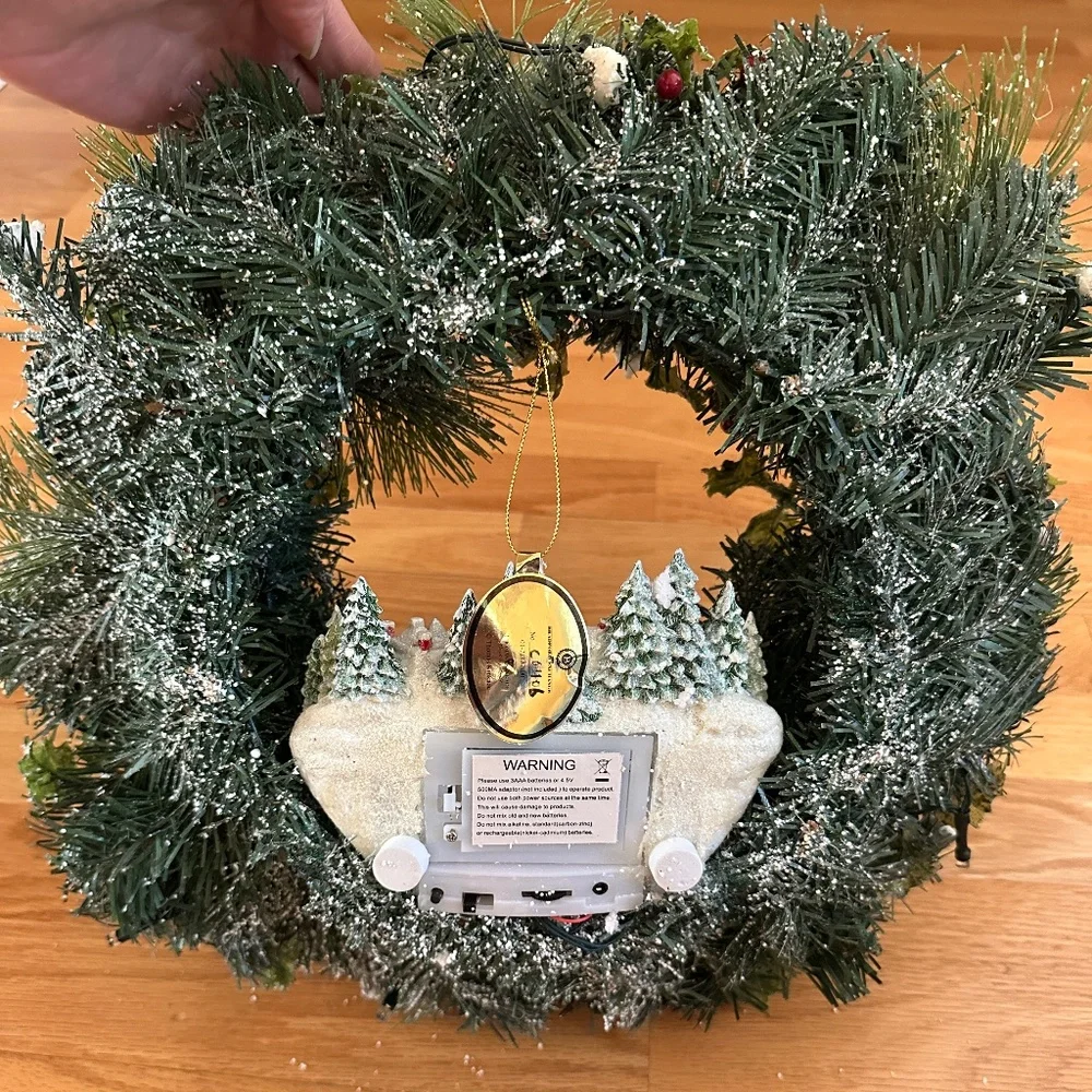 Victorian Themed Christmas Lights and Musical Artificial Wreath